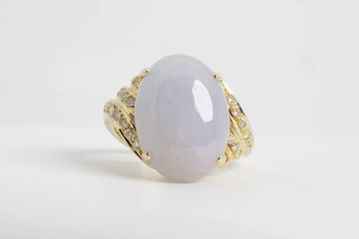 18k Yellow Gold 13.02ctw Lavender Jade & 0.22ctw Diamond Ring Size 8 (7.50g.)