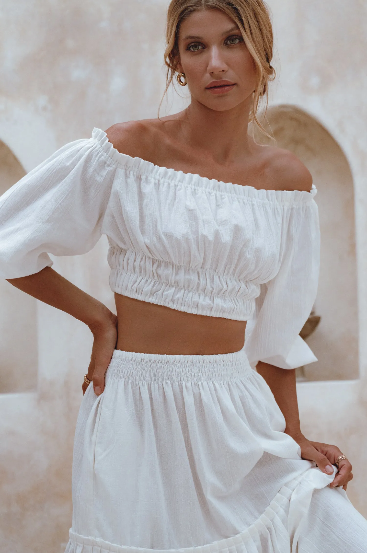 Annabelle Linen Cropped Top