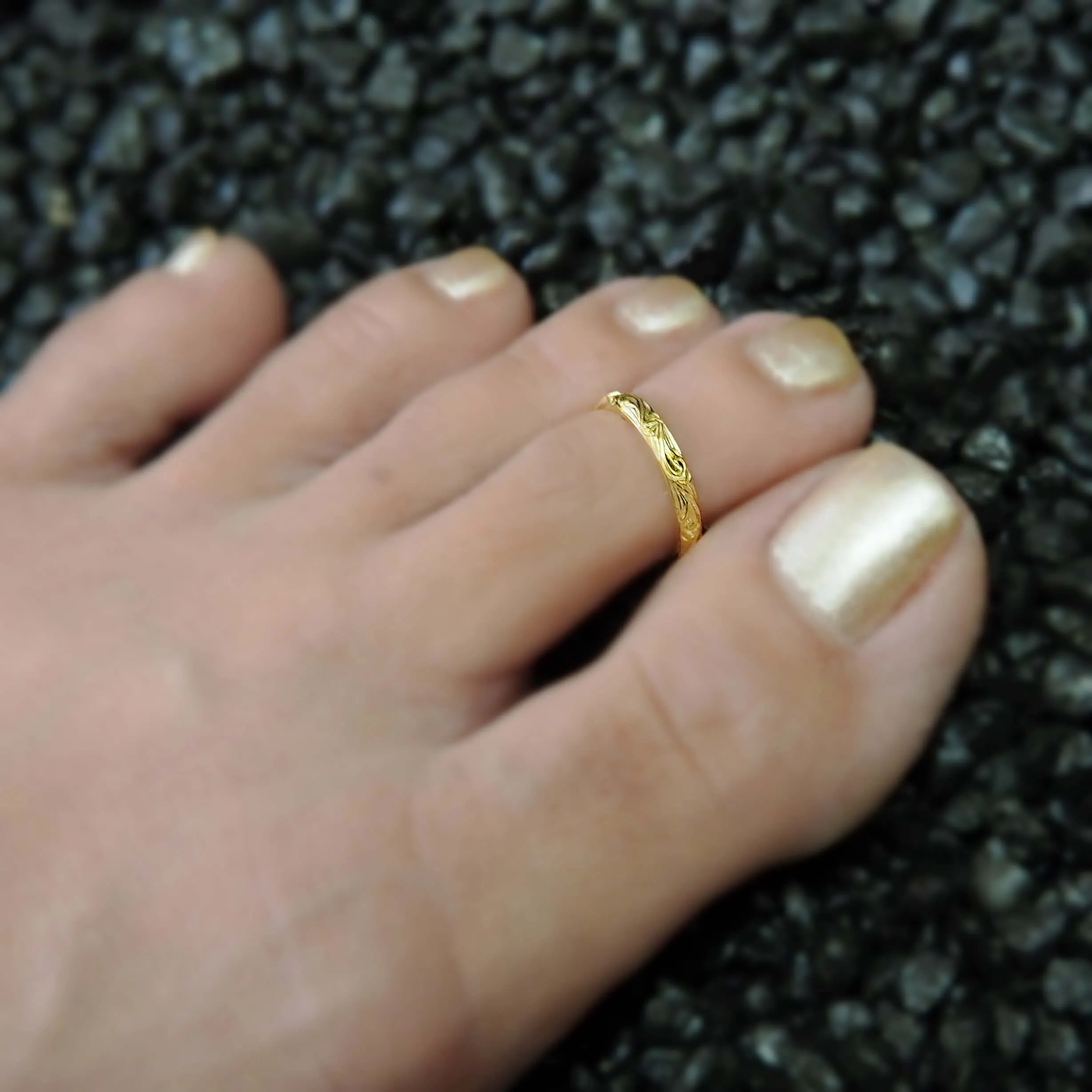 Sterling Silver 2mm Hawaiian Band Toe Ring