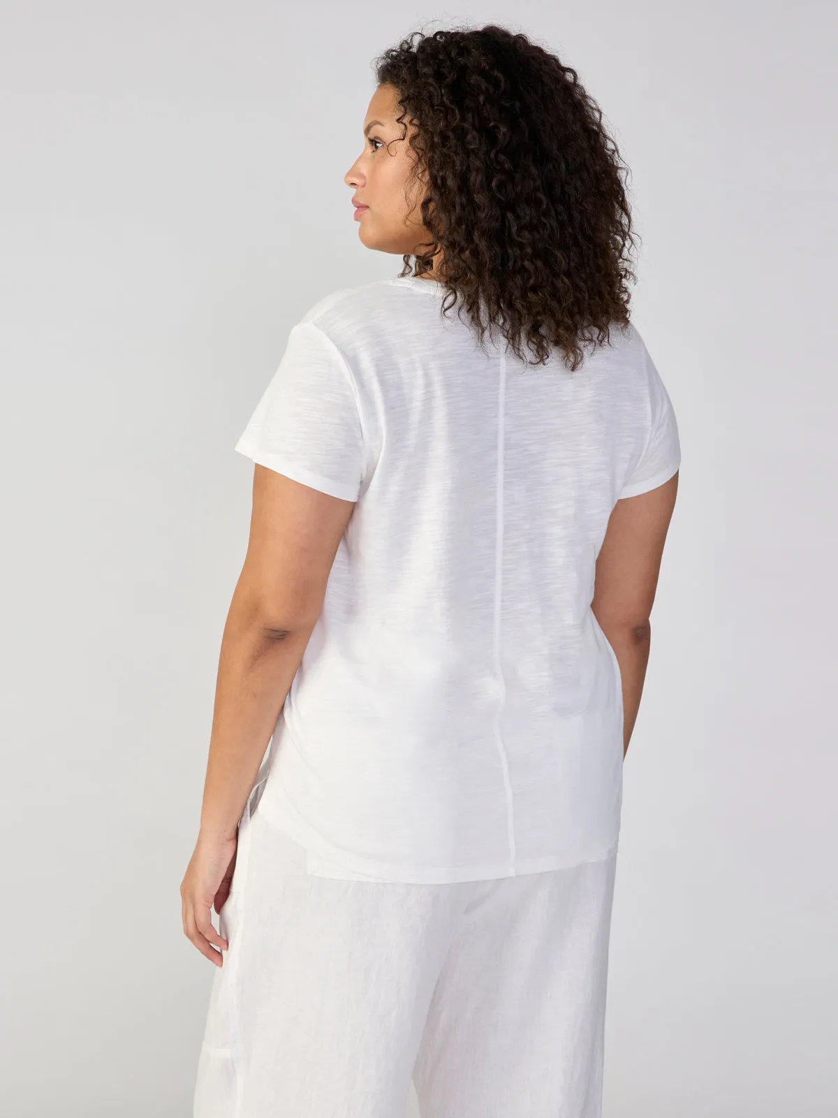 Traveler Twist Tee White Inclusive Collection